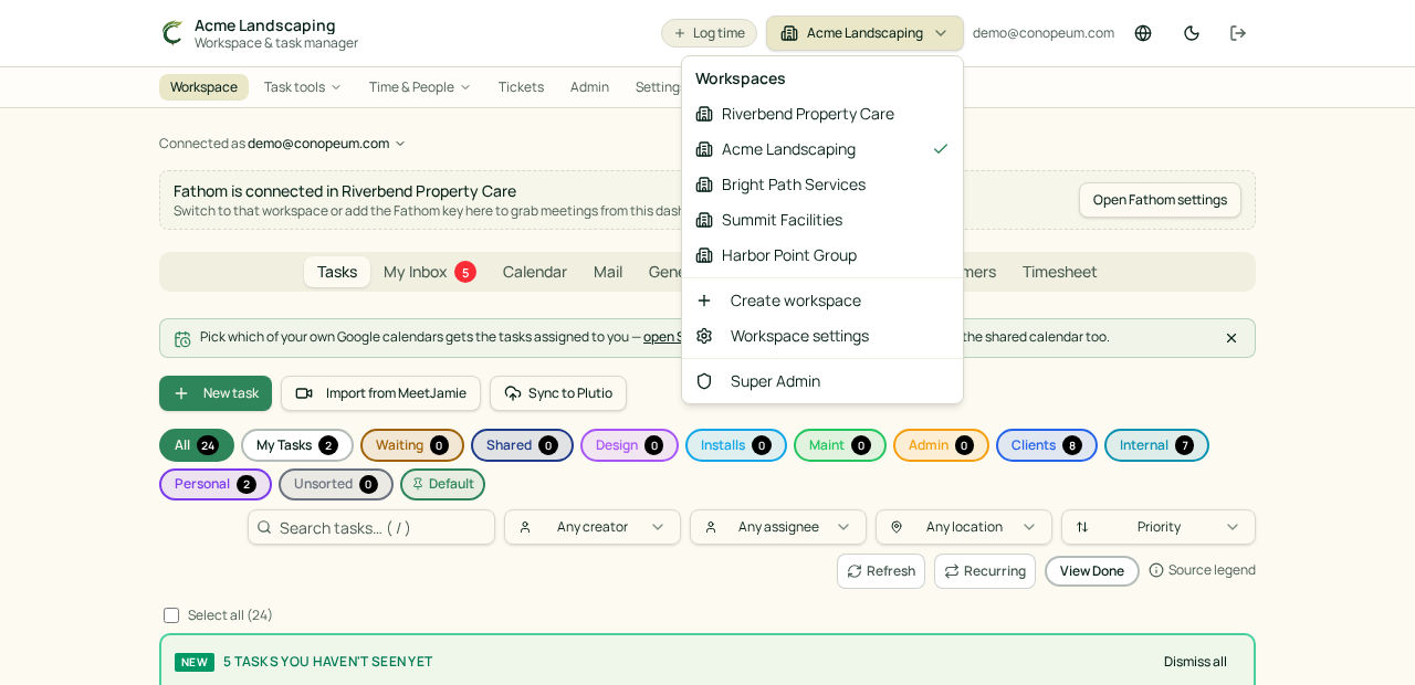 Switching workspaces from the top bar